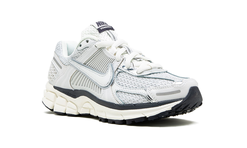 Nike Zoom Vomero 5 Photon Dust Metallic Silver