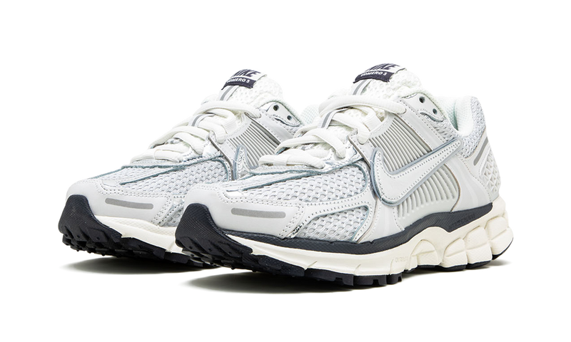 Nike Zoom Vomero 5 Photon Dust Metallic Silver